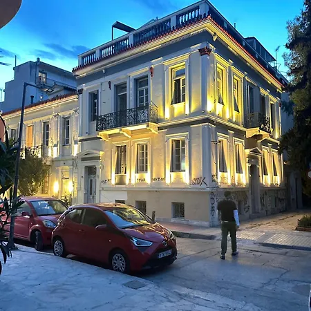 Coral Oasis Hostel
